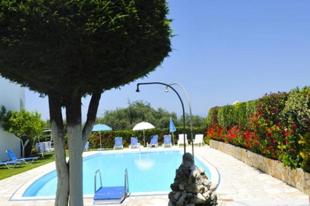 Irene Apartments Acharavi  Dış mekan fotoğraf