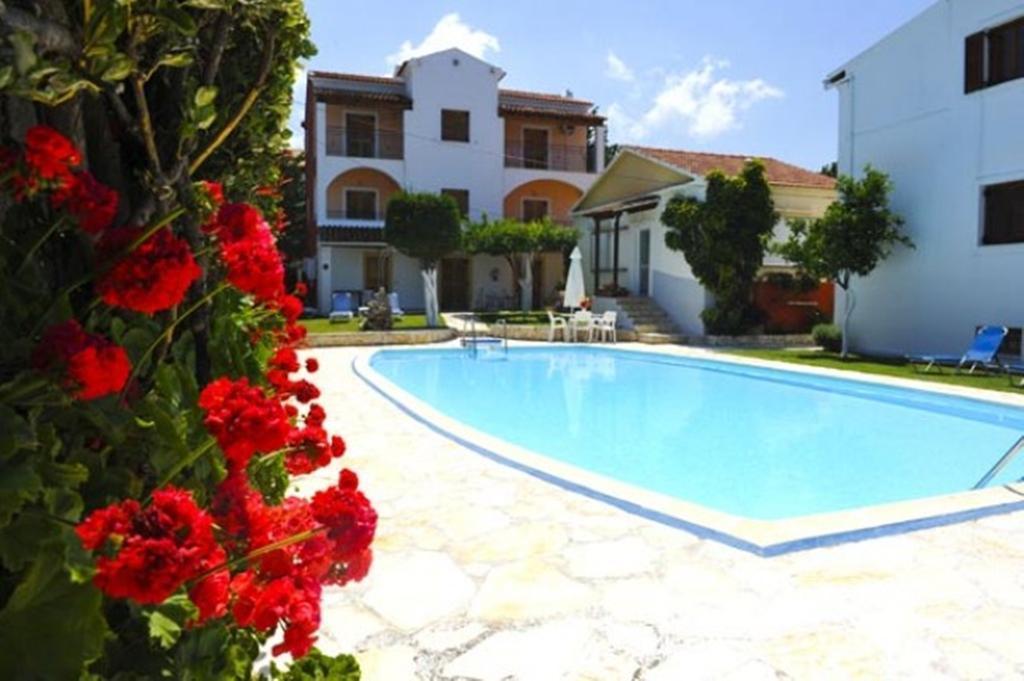 Irene Apartments Acharavi  Dış mekan fotoğraf