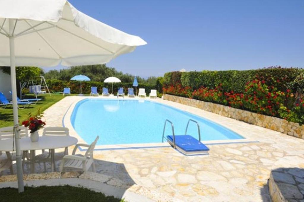Irene Apartments Acharavi  Dış mekan fotoğraf
