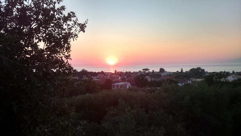 Irene Apartments Acharavi  Dış mekan fotoğraf