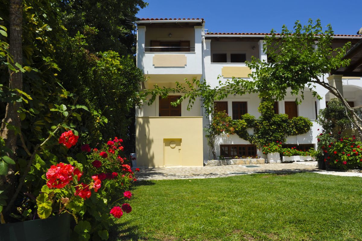 Irene Apartments Acharavi  Dış mekan fotoğraf