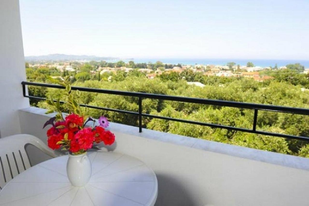 Irene Apartments Acharavi  Dış mekan fotoğraf